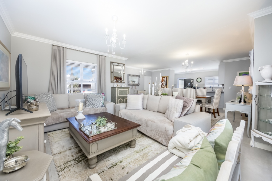 To Let 3 Bedroom Property for Rent in Pinehurst Western Cape